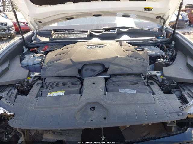 2021 AUDI Q8 WA1EVAF17MD026469 Photo 9