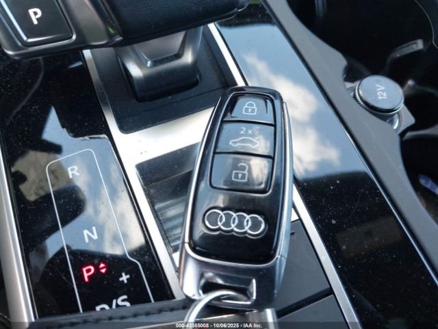 2021 AUDI Q8 WA1EVAF17MD026469 Photo 10