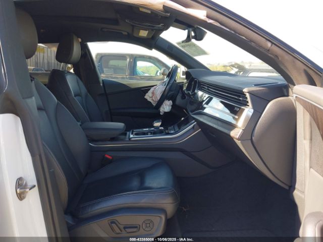 2021 AUDI Q8 WA1EVAF17MD026469 Photo 4