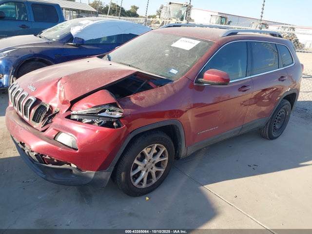 1C4PJLCB0FW616426 Jeep Cherokee Latitude