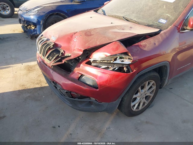 1C4PJLCB0FW616426 Jeep Cherokee Latitude