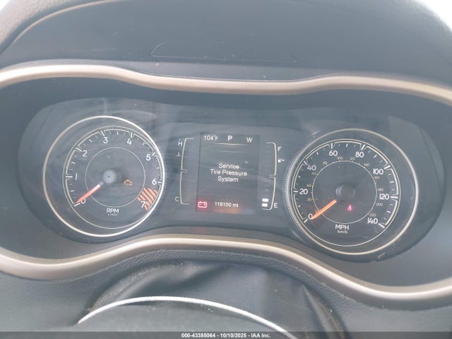 1C4PJLCB0FW616426 Jeep Cherokee Latitude
