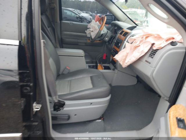 2008 CHRYSLER ASPEN 1A8HX58N88F152136 Photo 4