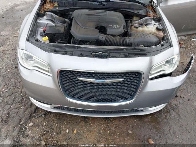 2015 CHRYSLER 300 2C3CCAAG7FH755130 Photo 9