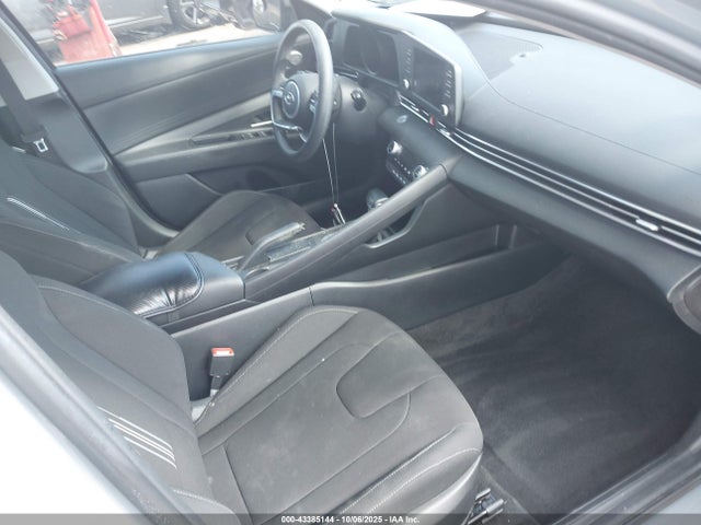Продаж на аукціоні авто 2022 Hyundai Elantra Sel, vin: KMHLM4AG9NU321003, номер лоту: 43385144