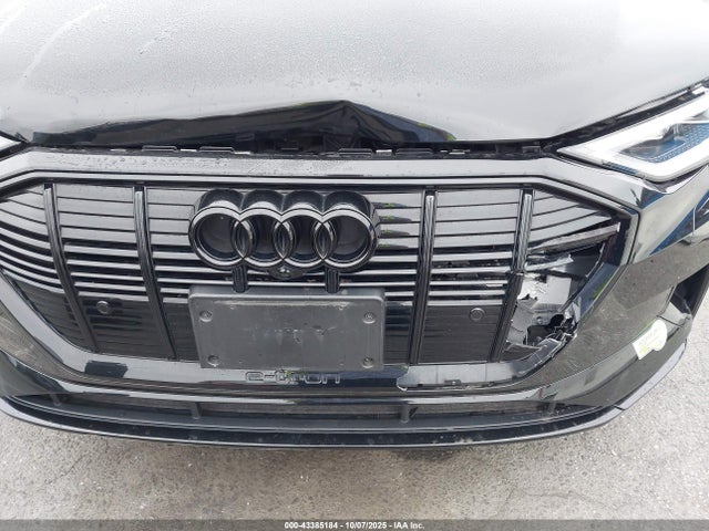 Audi E-tron Premium Plus Quattro 2022 WA1LAAGE7NB013318 Image 6