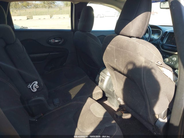 Jeep Cherokee 2016 1C4PJMCS0GW198019 Image 8