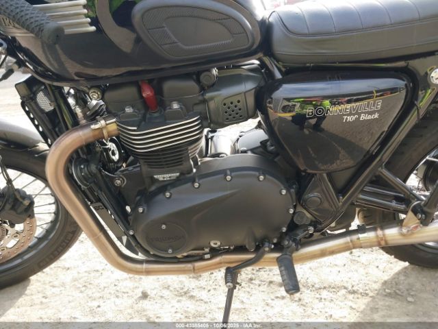 2017 TRIUMPH MOTORCYCLE BONNEVILLE SMTD10GN3HT790499 Photo 8