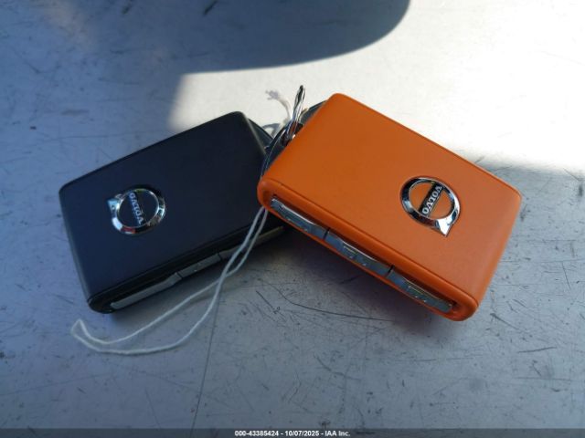 2023 VOLVO XC60 YV4L12DL6P1375869 Photo 10