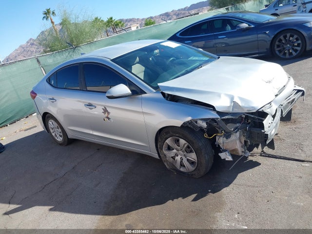 Hyundai ELANTRA SE 2017 5NPD74LF1HH205054 Image 13