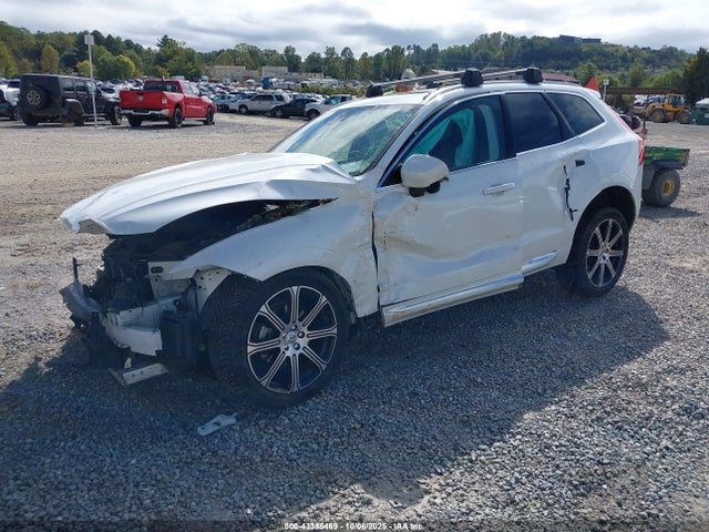 2021 VOLVO XC60 YV4102DL4M1860713 Photo 1