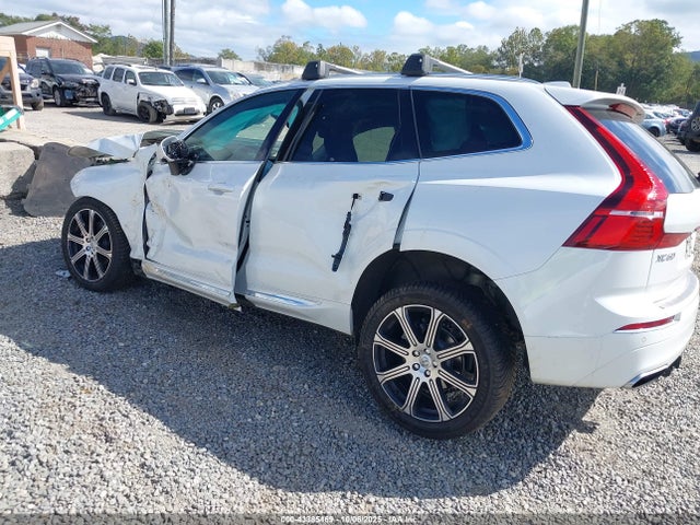2021 VOLVO XC60 YV4102DL4M1860713 Photo 2