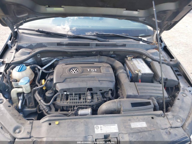 3VWD17AJXFM418616 Volkswagen 1.8t