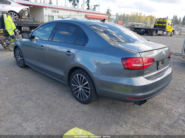 3VWD17AJXFM418616 Volkswagen 1.8t