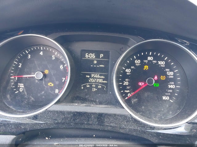 3VWD17AJXFM418616 Volkswagen 1.8t