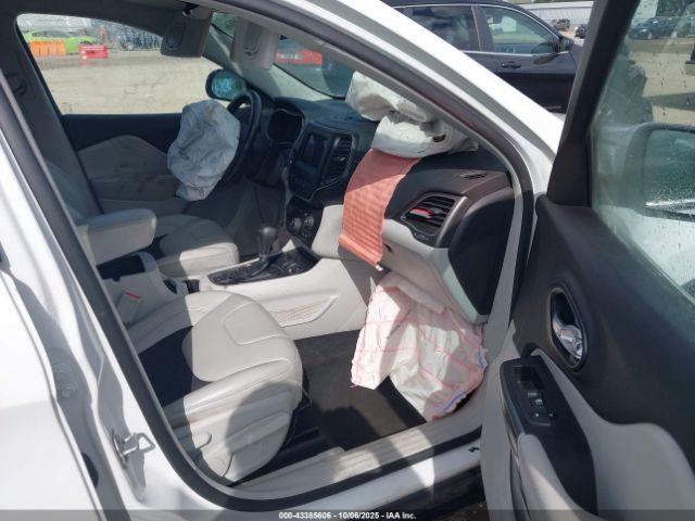 2021 JEEP CHEROKEE 1C4PJLLB4MD187137 Photo 4