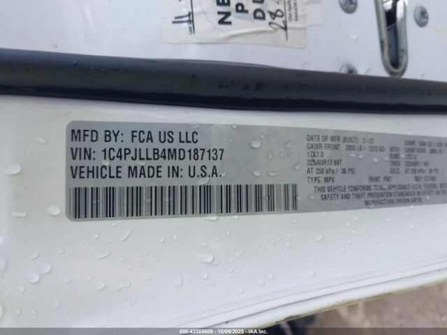 2021 JEEP CHEROKEE 1C4PJLLB4MD187137 Photo 8