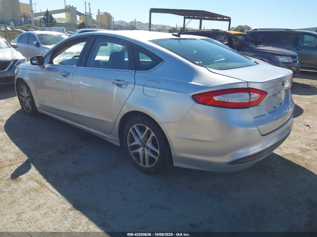 Ford 2015 2015 3FA6P0H70FR162572 Image 3