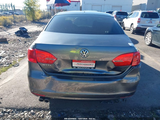 3VW2K7AJ2EM237612 Volkswagen Jetta 2.0l S