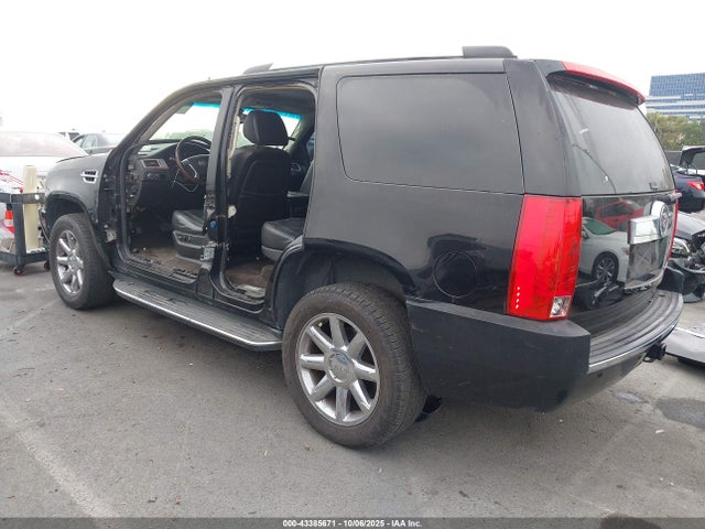 2007 CADILLAC ESCALADE 1GYFK63887R212573 Photo 2