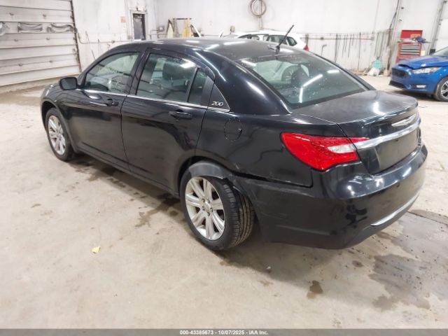 2013 CHRYSLER 200 1C3CCBAB2DN762209 Photo 2