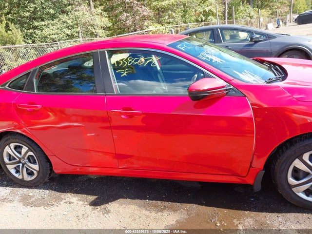 Продаж на аукціоні авто 2018 Honda Civic Lx, vin: 2HGFC2F57JH600982, номер лоту: 43385678