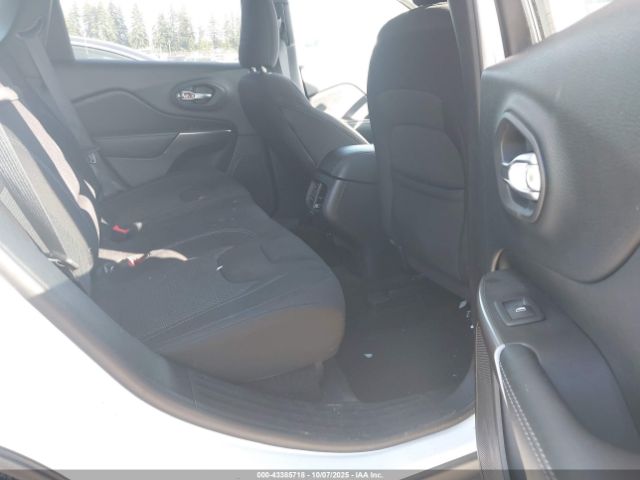 2019 JEEP CHEROKEE 1C4PJMCX3KD250405 Photo 7