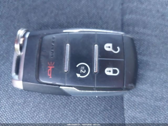 2022 RAM 2500 3C6UR5DJ3NG127780 Photo 10