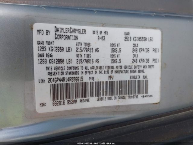 2004 CHRYSLER TOWN & COUNTRY 2C4GP44R14R556615 Photo 8
