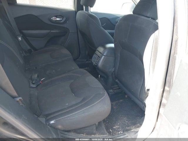 Jeep 2015 2015 1C4PJMCB5FW744327 Image 8