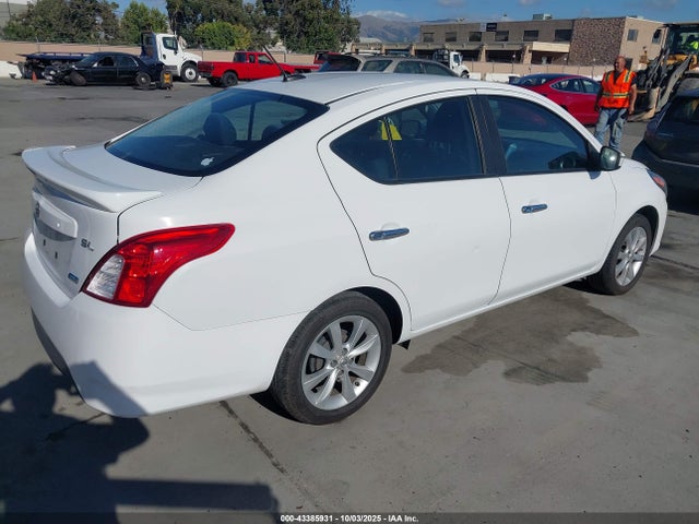 Nissan VERSA S 2015 3N1CN7AP1FL821884 Image 17