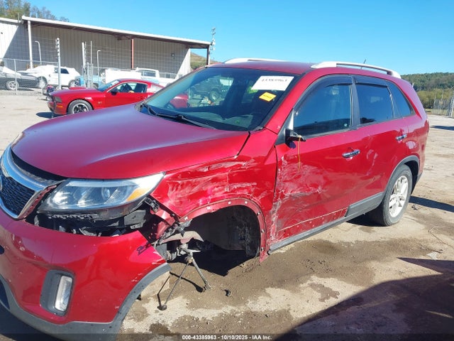 2014 Kia Sorento Lx მანქანა იყიდება აუქციონზე, vin: 5XYKT4A61EG503404, აუქციონის ნომერი: 43385963