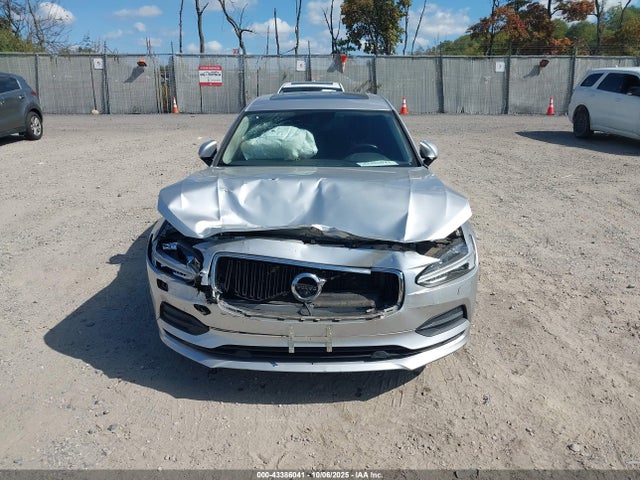 2018 Volvo S90 T5 Momentum მანქანა იყიდება აუქციონზე, vin: LVY102MK1JP055327, აუქციონის ნომერი: 43386041