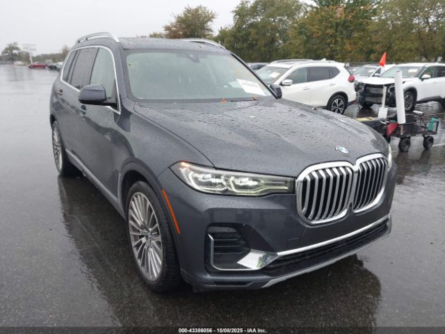 2021 BMW X7 5UXCW2C00M9D97960