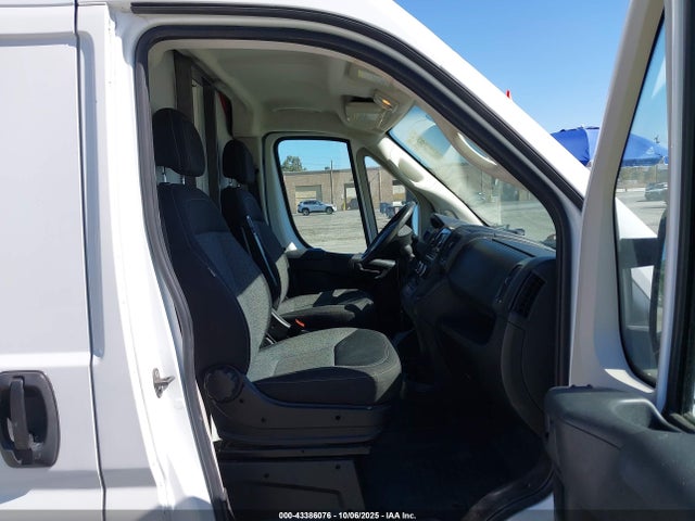 3C6TRVCG2KE520310 RAM Promaster 2500 High Roof 136 Wb