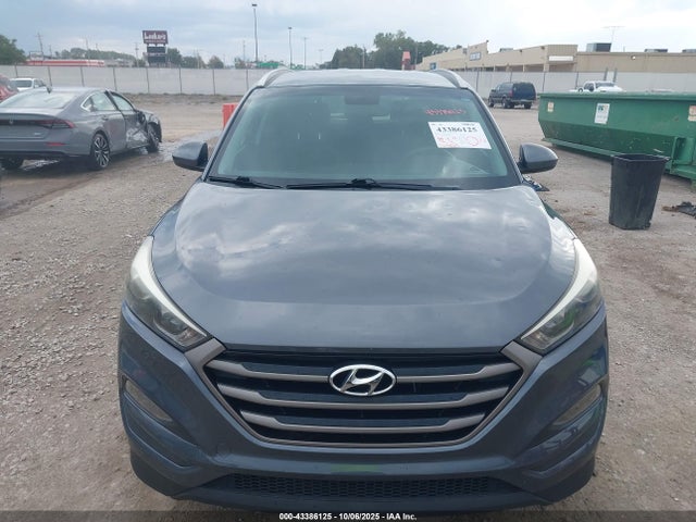 Hyundai TUCSON SE 2016 KM8J33A46GU186222 Image 24
