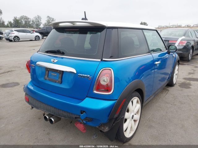 2007 MINI COOPER S WMWMF73557TL88137 Photo 3