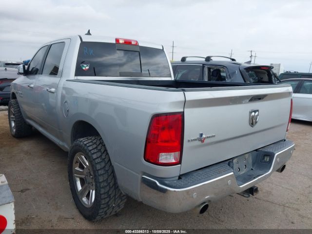 2018 RAM 1500 1C6RR6LT4JS149918 Photo 2
