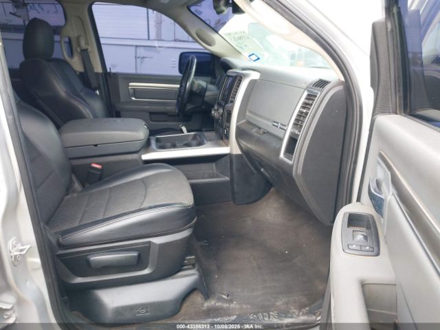 2018 RAM 1500 1C6RR6LT4JS149918 Photo 4