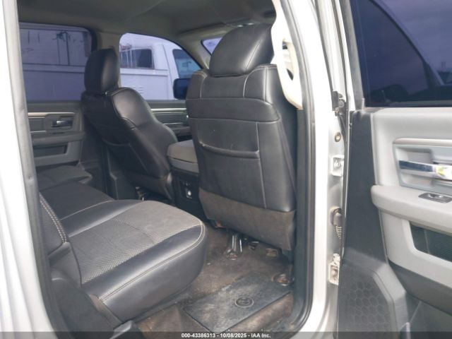 2018 RAM 1500 1C6RR6LT4JS149918 Photo 7
