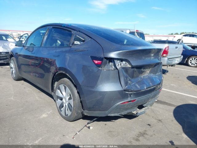 2023 TESLA MODEL Y 7SAYGDEE7PA152458 Photo 2