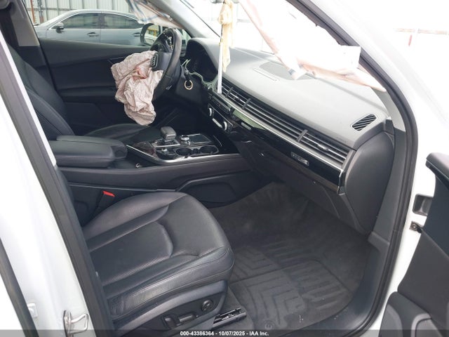2017 AUDI Q7 WA1LAAF72HD003209 Photo 4