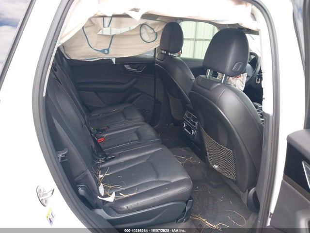 2017 AUDI Q7 WA1LAAF72HD003209 Photo 7