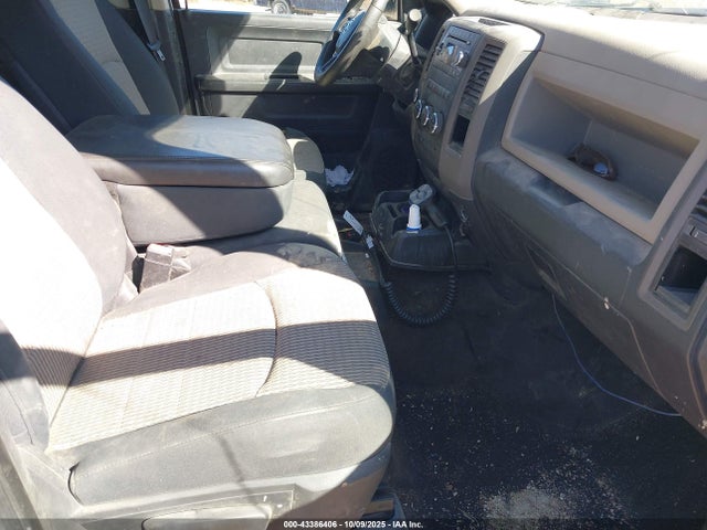 43386406 :رقم المزاد ، 3C7WD5HT1CG318948 vin ، 2012 Ram 2500 St مزاد بيع