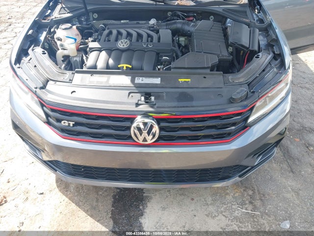 2018 Volkswagen Passat 3.6l V6 Gt მანქანა იყიდება აუქციონზე, vin: 1VWJM7A3XJC050511, აუქციონის ნომერი: 43386435