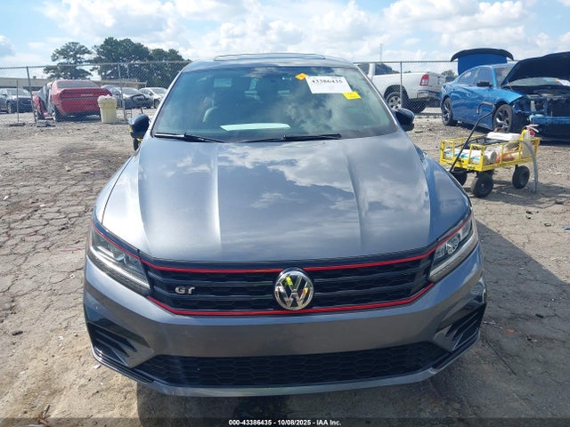 2018 Volkswagen Passat 3.6l V6 Gt მანქანა იყიდება აუქციონზე, vin: 1VWJM7A3XJC050511, აუქციონის ნომერი: 43386435