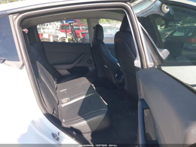 2023 TESLA MODEL Y 7SAYGDEE7PA101283 Photo 7