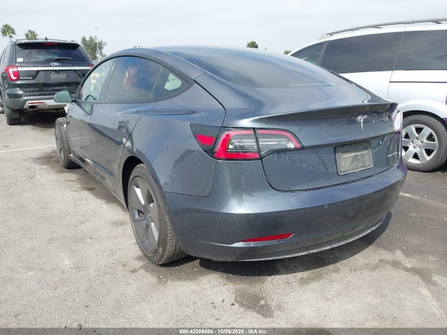 2021 TESLA MODEL 3 5YJ3E1EB1MF878364 Photo 2