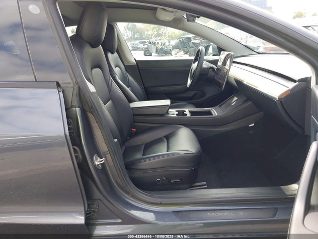 2021 TESLA MODEL 3 5YJ3E1EB1MF878364 Photo 4