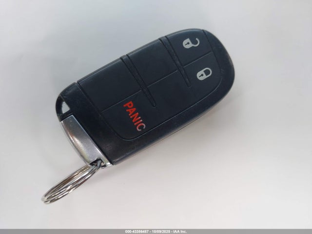 Dodge 2019 2019 3C4PDCGG2KT707369 Image 11
